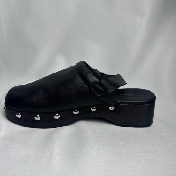 Zara Kids Girls Black Studded Leather Clogs size 33/1.5 Wooden heel lightweight - Picture 5 of 11